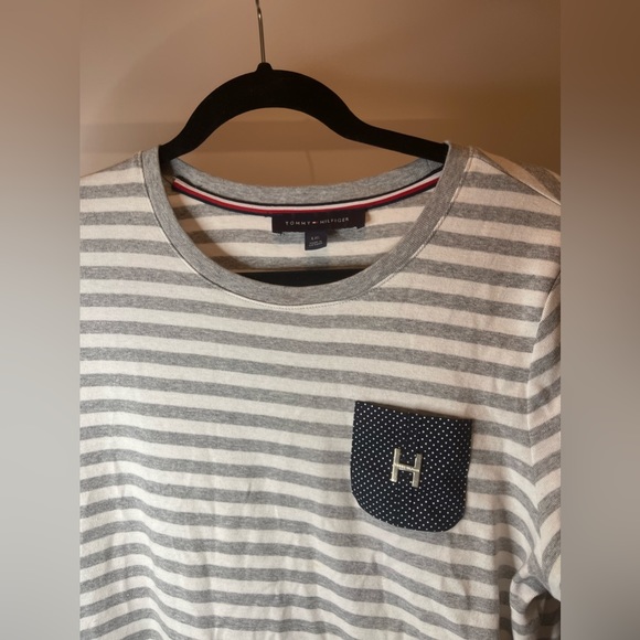 Tommy Hilfiger stripped T shirt Dress Large white grey like new design on pocket - Picture 3 of 6